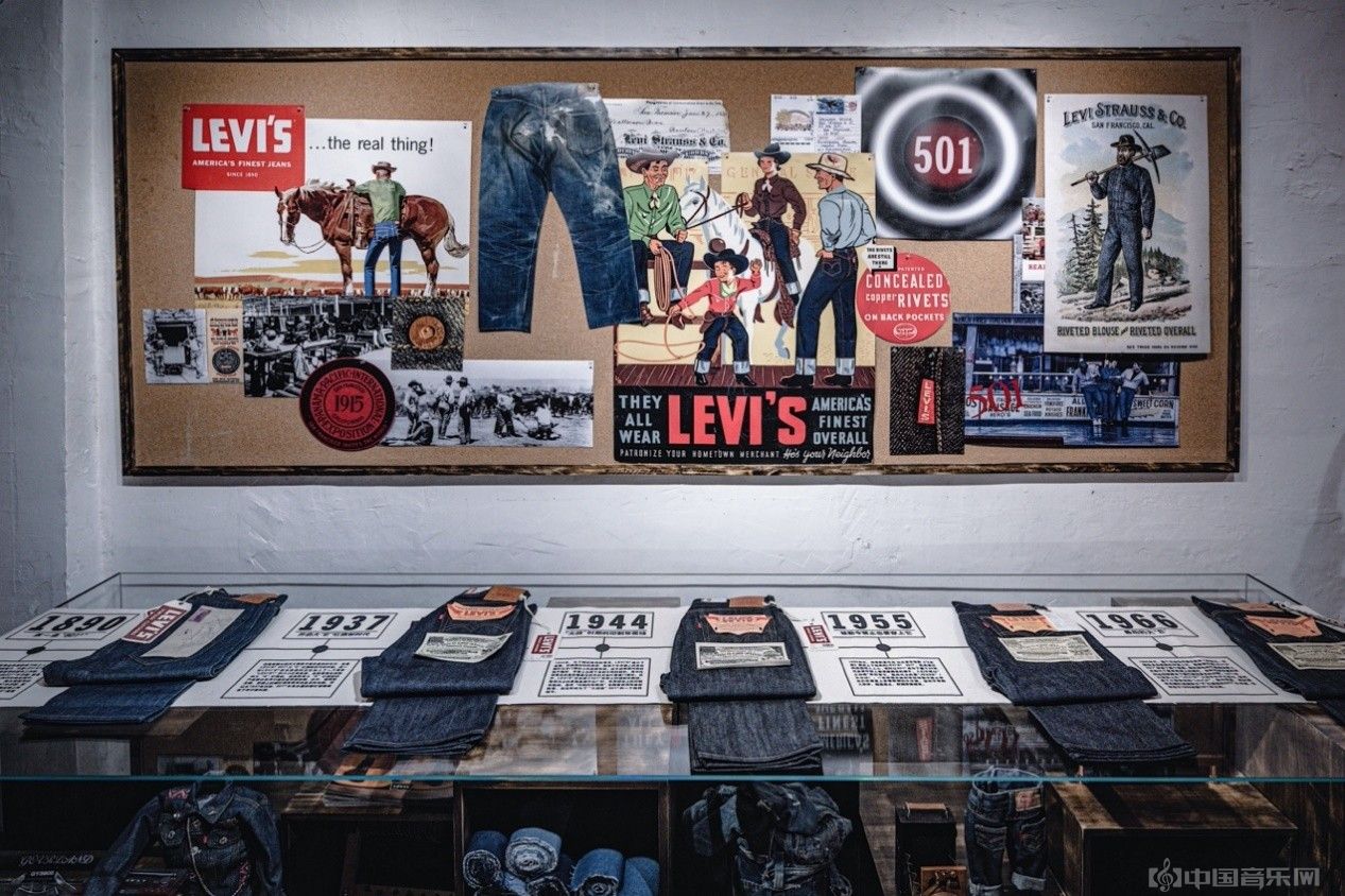 了不起的裤事」主题活动谢天笑，以摇滚精神致敬Levi's® 501® 的传奇
